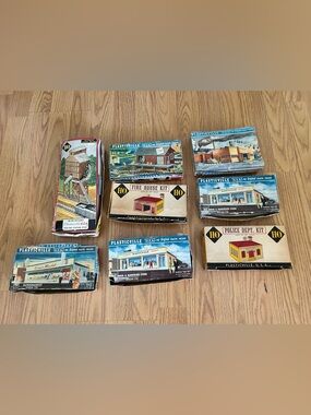 Vintage HO building kits from the 50s